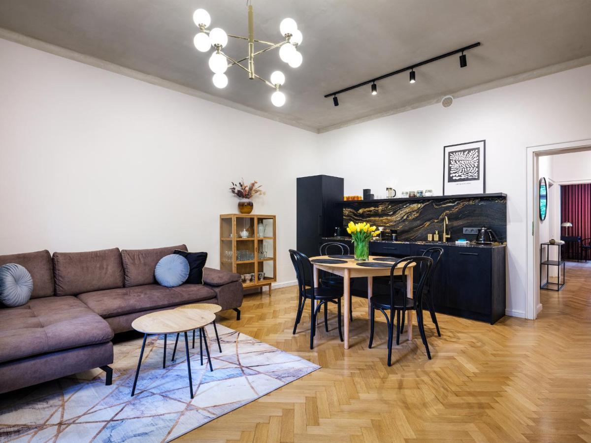 Apartment Tyzenhauz Grand